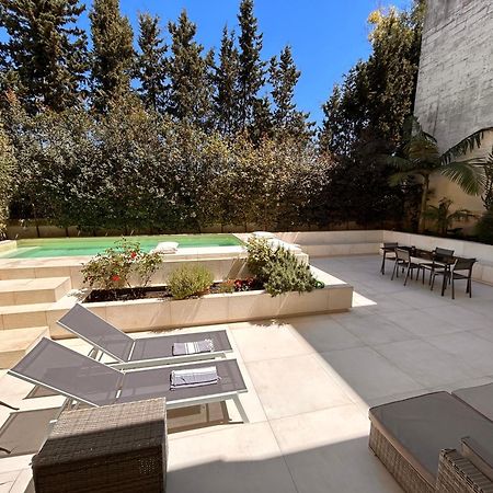 Carlo V - Con Piscina E Giardino Privati Apartment Lecce Luaran gambar