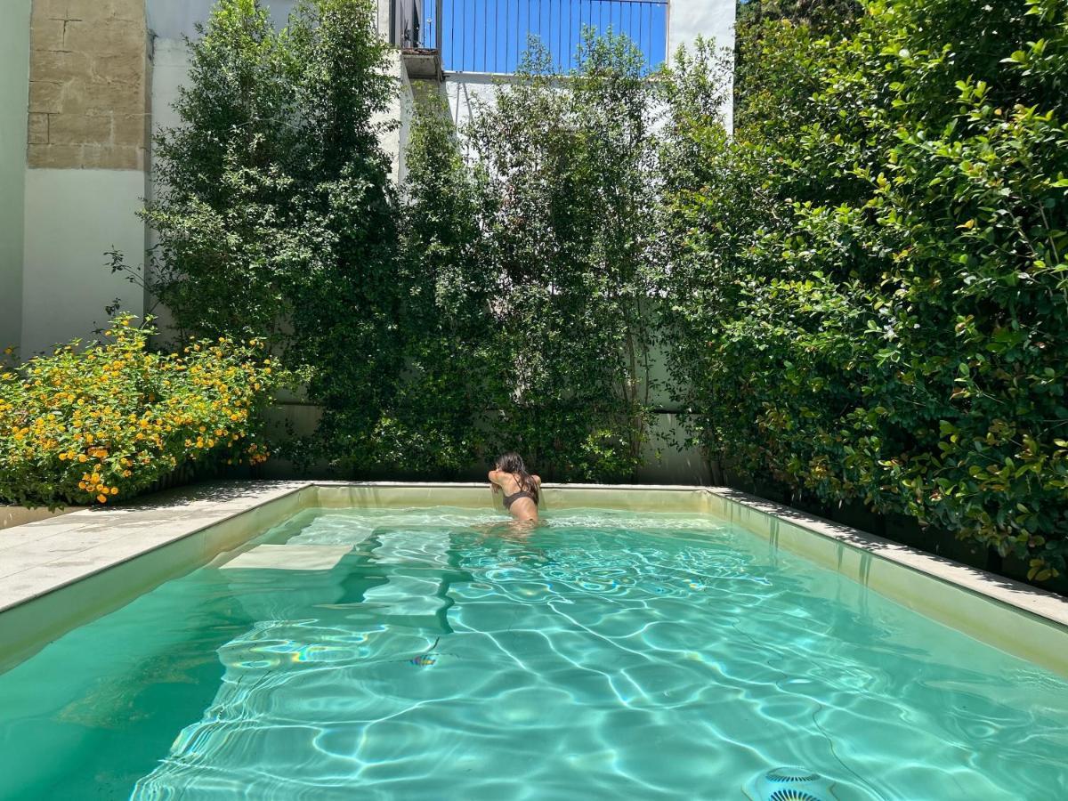 Carlo V - Con Piscina E Giardino Privati Apartment Lecce Luaran gambar