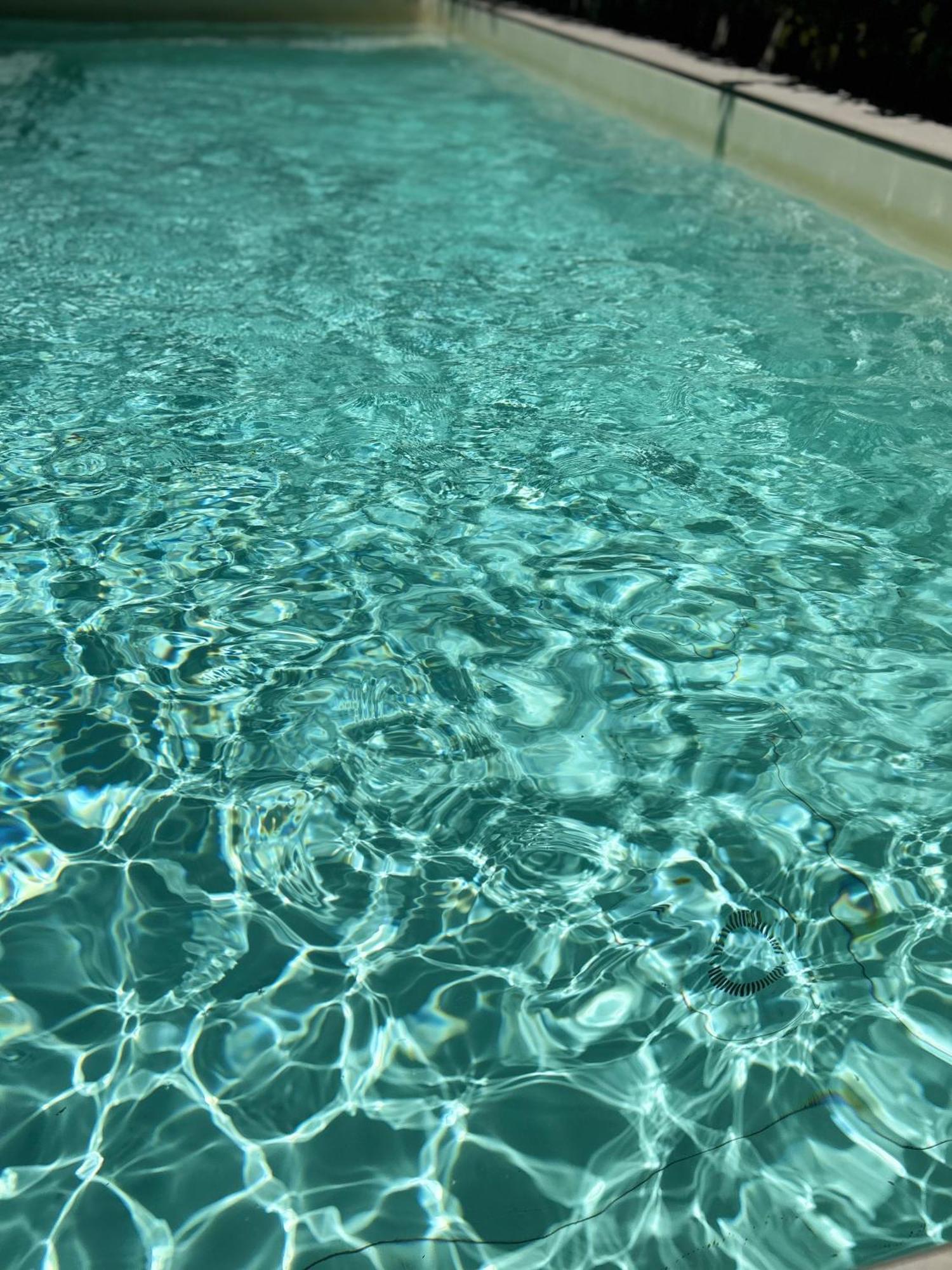 Carlo V - Con Piscina E Giardino Privati Apartment Lecce Luaran gambar